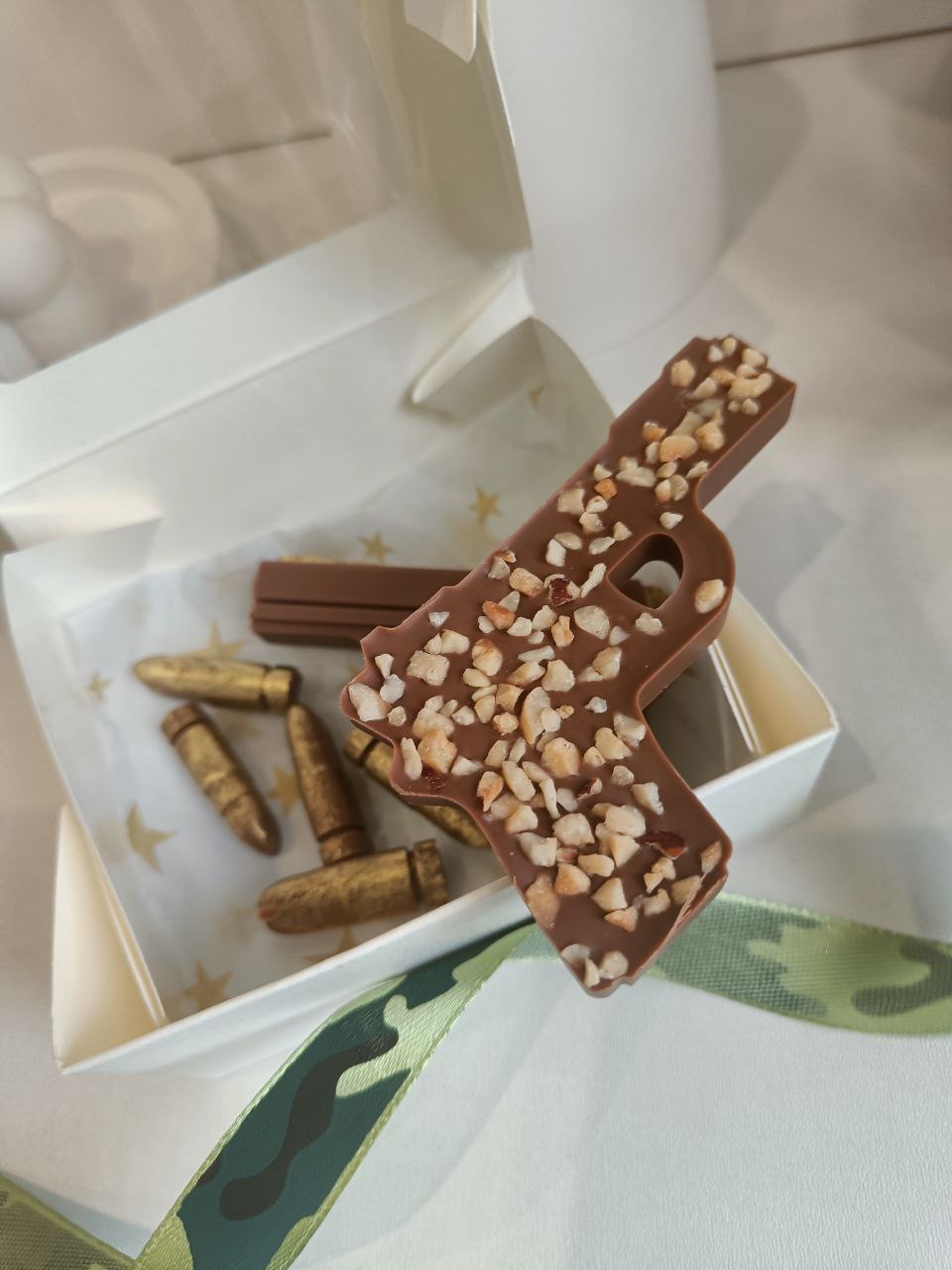 Пистолет с пулями